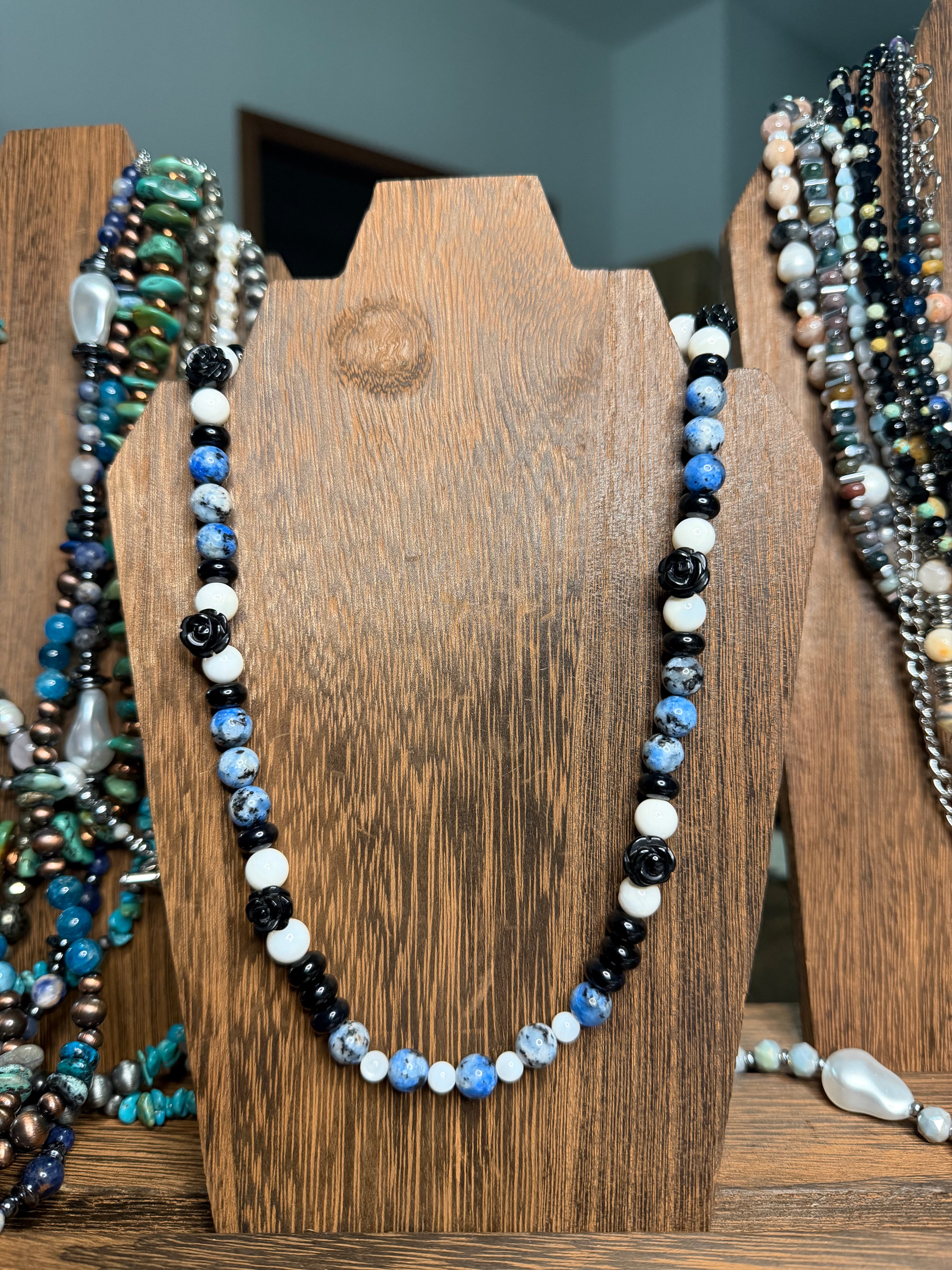 K2 Jasper and Onyx Roses